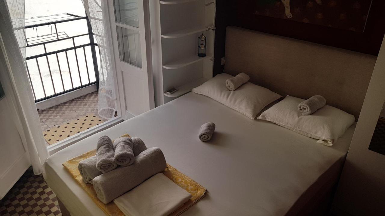 Konstantinos'S Luxury Vintage Apartment Thessaloniki Buitenkant foto