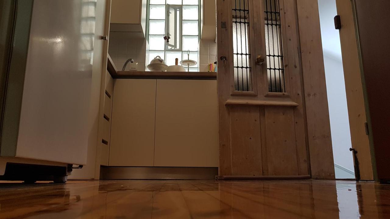 Konstantinos'S Luxury Vintage Apartment Thessaloniki Buitenkant foto