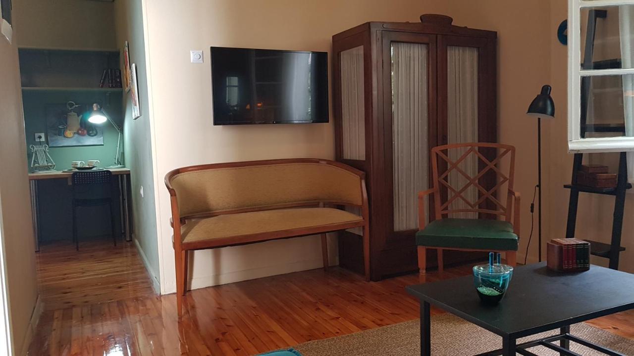 Konstantinos'S Luxury Vintage Apartment Thessaloniki Buitenkant foto