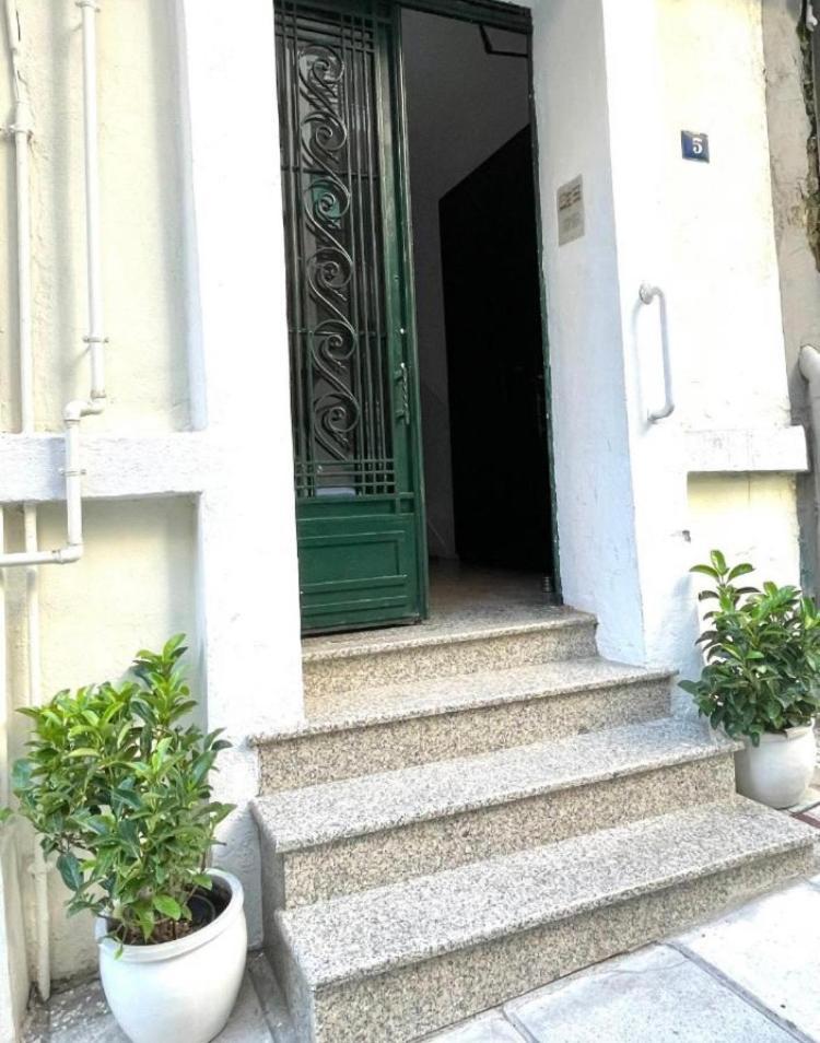 Konstantinos'S Luxury Vintage Apartment Thessaloniki Buitenkant foto